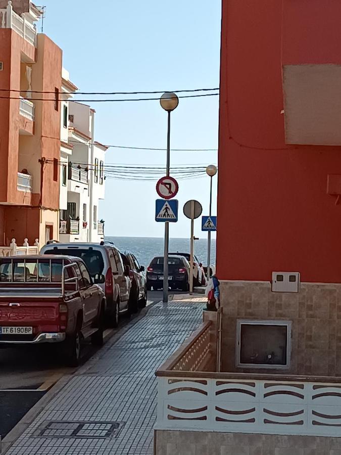 Apartamento Soleado Los Abrigos Buitenkant foto
